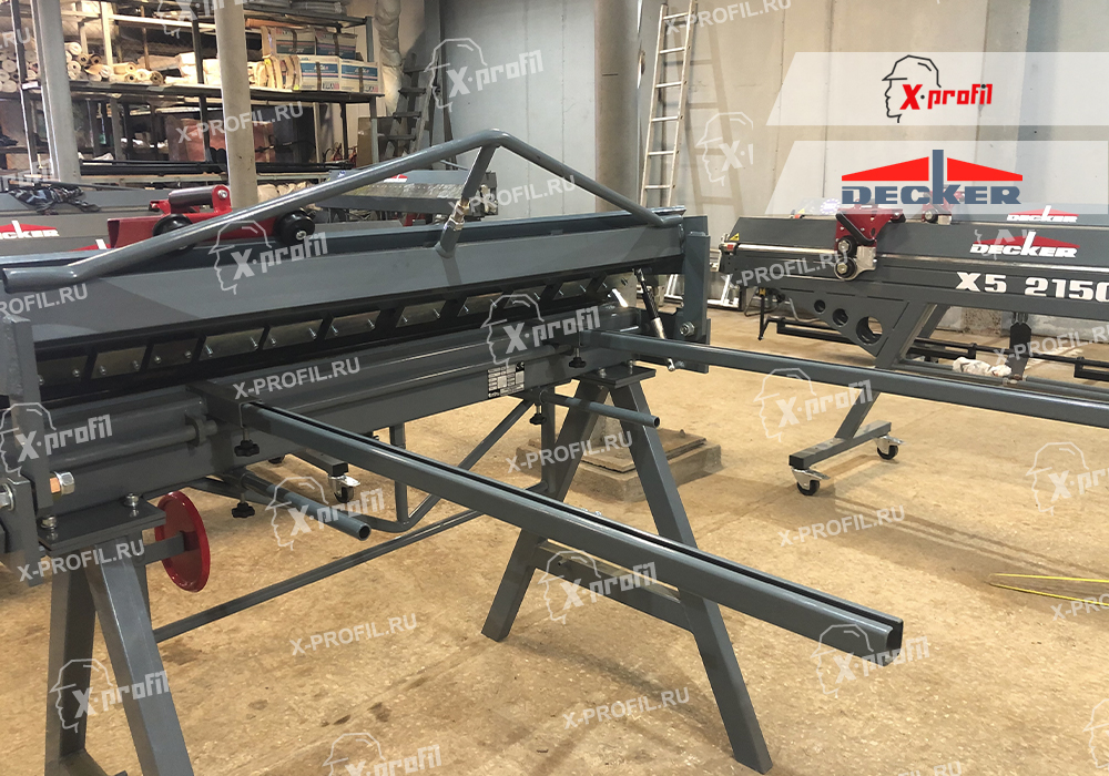 Фотография Сегментный листогиб Decker S 1250 Фотография Сегментный листогиб Decker S 1250